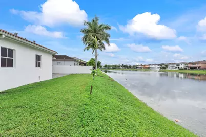 8911 NW 178th Lane, Hialeah, FL 33018 - Photo 26