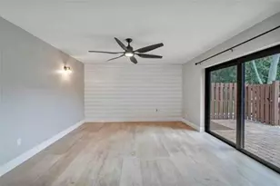 825 Center St, Jupiter, FL 33458 - Photo 8