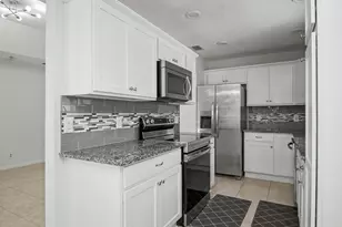 20970 Concord Green Dr, Boca Raton, FL 33433 - Photo 4