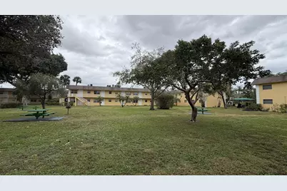 5156 NE 6th Avenue #203, Oakland Park, FL 33334 - Photo 10
