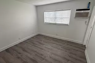 5156 NE 6th Ave, Oakland Park, FL 33334 - Photo 10