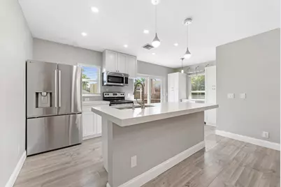 191 SE 1st Circle, Boynton Beach, FL 33435 - Photo 2