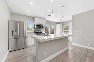 191 SE 1st Cir, Boynton Beach, FL 33435 - Photo 2
