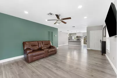 191 SE 1st Circle, Boynton Beach, FL 33435 - Photo 8