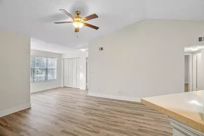 12730 Vista Isles Drive #821, Sunrise, FL 33325 - Photo 6