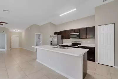 718 NE Perch Lane, Port Saint Lucie, FL 34983 - Photo 12