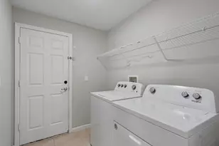 718 NE Perch Ln, Port Saint Lucie, FL 34983 - Photo 28