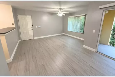 4241 San Marino Boulevard #206, West Palm Beach, FL 33409 - Photo 2