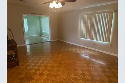 512 Thames Bluff Ridge, Fort Pierce, FL 34982 - Photo 6