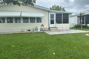 512 Thames Bluff Ridge, Fort Pierce, FL 34982 - Photo 4