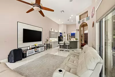 10340 Trianon Place, Wellington, FL 33449 - Photo 6