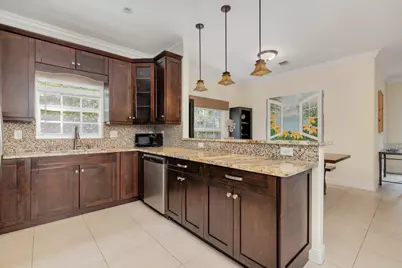 233 Malverne Road #233, 235, 237, 239, West Palm Beach, FL 33405 - Photo 6