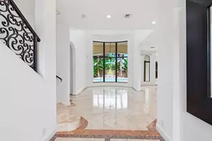 260 NE Wavecrest Ct, Boca Raton, FL 33432 - Photo 6