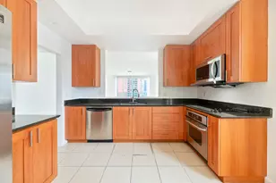3340 NE 190th St, Aventura, FL 33180 - Photo 8