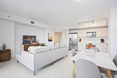 4250 Biscayne Boulevard #402, Miami, FL 33137 - Photo 6