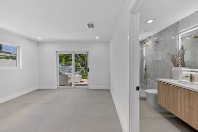 259 SE 4th Avenue, Pompano Beach, FL 33060 - Photo 26