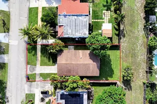 519 Evergreen Dr, Lake Park, FL 33403 - Photo 20