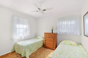 519 Evergreen Dr, Lake Park, FL 33403 - Photo 12