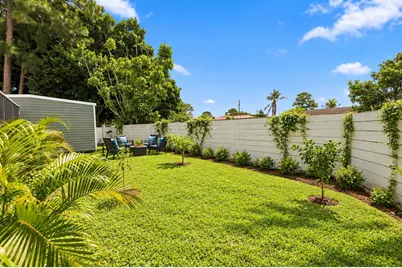 562 SW Eyerly Avenue, Port Saint Lucie, FL 34983 - Photo 46