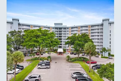 3051 N Course Drive #909, Pompano Beach, FL 33069 - Photo 1