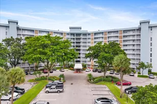 3051 N Course Dr, Pompano Beach, FL 33069 - Photo 1