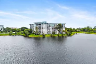 3051 N Course Dr, Pompano Beach, FL 33069 - Photo 28