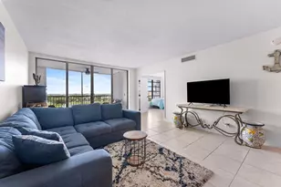 3051 N Course Dr, Pompano Beach, FL 33069 - Photo 10