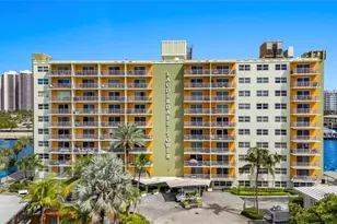 2900 NE 30th St, Fort Lauderdale, FL 33306 - Photo 2
