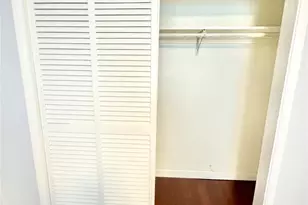2110 NE 39th St, Fort Lauderdale, FL 33308 - Photo 12
