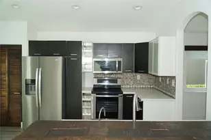 17030 NW 19th Ct, Pembroke Pines, FL 33028 - Photo 10