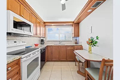 3310 S Ocean Boulevard #928d, Highland Beach, FL 33487 - Photo 6