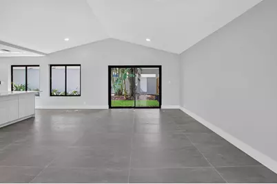 905 NW 21st Way, Delray Beach, FL 33445 - Photo 12