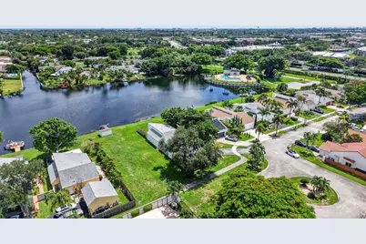 905 NW 21st Way, Delray Beach, FL 33445 - Photo 76