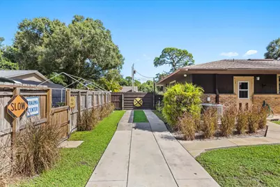 351 Baysinger Avenue, Fort Pierce, FL 34982 - Photo 44