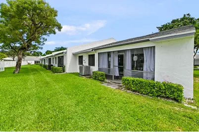 141 Par Drive, Royal Palm Beach, FL 33411 - Photo 22