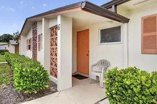 2990 Crosley Dr E, West Palm Beach, FL 33415 - Photo 4
