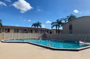 9539 Boca Cove Cir, Boca Raton, FL 33428 - Photo 14