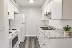 1401 NE 17th Ct, Fort Lauderdale, FL 33305 - Photo 4