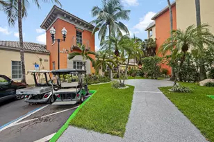 8290 Lake Dr, Doral, FL 33166 - Photo 40