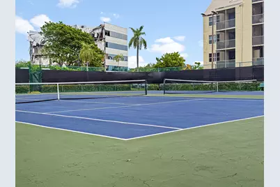 8290 Lake Drive #250, Doral, FL 33166 - Photo 38