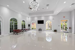 8290 Lake Dr, Doral, FL 33166 - Photo 44
