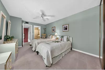42 Essex Court #B, Royal Palm Beach, FL 33411 - Photo 20