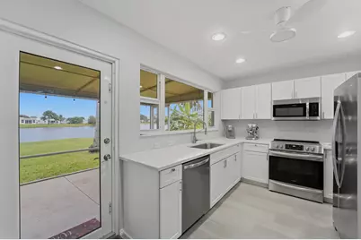2201 SW Roma Way SW, Boynton Beach, FL 33426 - Photo 8