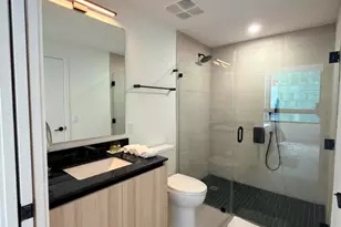 225 N Miami Ave, Miami, FL 33128 - Photo 34
