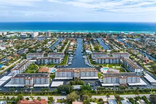 900 Dogwood Dr, Delray Beach, FL 33483 - Photo 1
