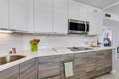 132 Lakeshore Drive #220, North Palm Beach, FL 33408 - Photo 2