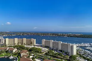 132 Lakeshore Dr, North Palm Beach, FL 33408 - Photo 1