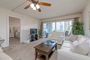 2731 NE 14th St St, Pompano Beach, FL 33062 - Photo 10