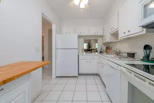 2731 NE 14th St St, Pompano Beach, FL 33062 - Photo 4