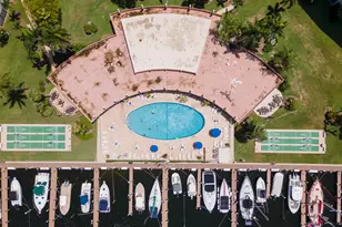 2731 NE 14th St St, Pompano Beach, FL 33062 - Photo 2